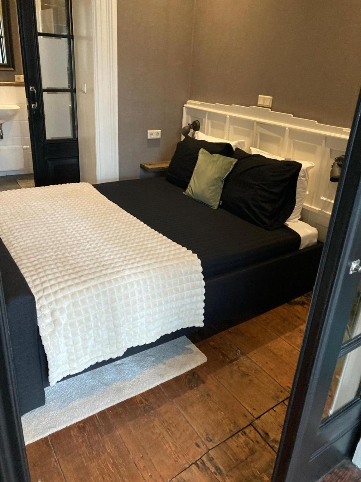 Logement De Drie Stokvisschen 미델뷔르흐 외부 사진